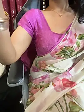 Snapshot of LuscousPussy chatting on March 21, 2025, 12:39 pm LuscousPussy online show from March 21, 2025, 12:39 pm