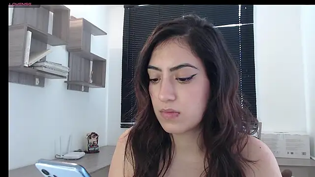 MIYESSI online show from January 31, 2025, 6:36 pm