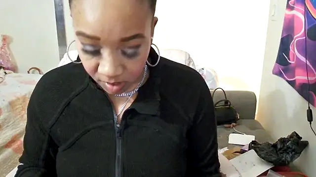 YasmineMinaj online show from December 3, 2025, 12:51 am