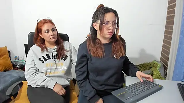  girls on fire  online show from March 7, 2025, 2:36 am