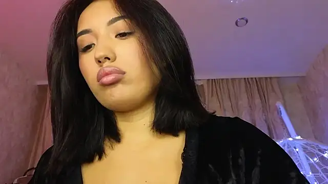 lily  foster online show from February 10, 2026, 2:43 pm