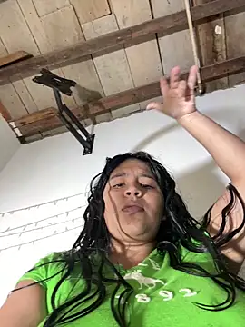 moncerrat luna online show from March 13, 2026, 7:31 pm