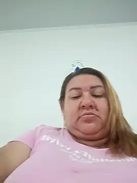 HORNY MATURE25 online show from April 17, 2026, 9:29 pm