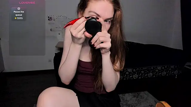 KitsuneRem online show from September 13, 2025, 9:14 pm