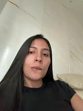 Snapshot of Sophie__Foxxx chatting on February 13, 2026, 12:12 pm Sophie Foxxx online show from February 13, 2026, 12:12 pm