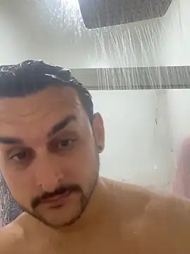 Juninhoplay1xh online show from March 20, 2026, 5:56 am