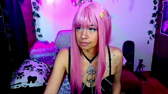 Roxanbunny1 online show from December 4, 2025, 5:54 pm