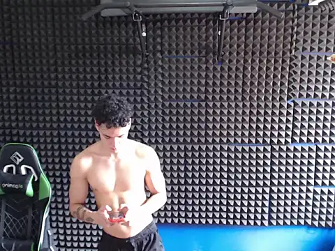 Snapshot of Curly_Angel24 chatting on January 5, 2026, 5:27 pm Curly Angel24 online show from January 5, 2026, 5:27 pm