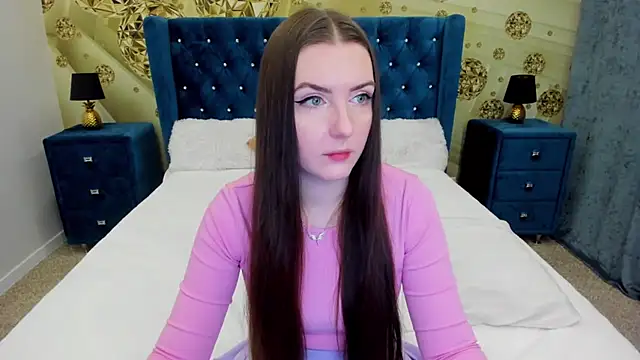 Katrina Minchels online show from March 18, 2025, 7:52 am