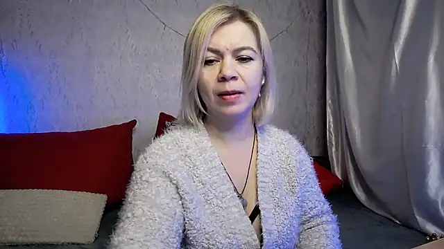 LILU MS online show from December 15, 2025, 8:07 am