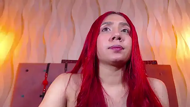 IsabelaLatina online show from December 22, 2025, 7:16 am