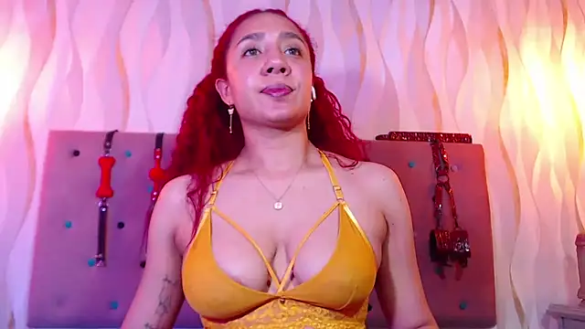 IsabelaLatina online show from February 28, 2026, 4:46 am