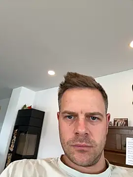 Danii0790 online show from October 20, 2025, 8:59 am