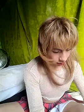 Evehampy online show from October 4, 2025, 7:34 pm