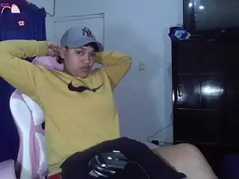 Charis 21 online show from February 13, 2025, 7:21 pm