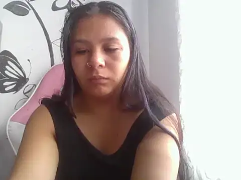 Charis 21 online show from April 10, 2026, 5:39 pm