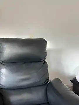 maryy campbell  online show from April 11, 2026, 10:14 pm