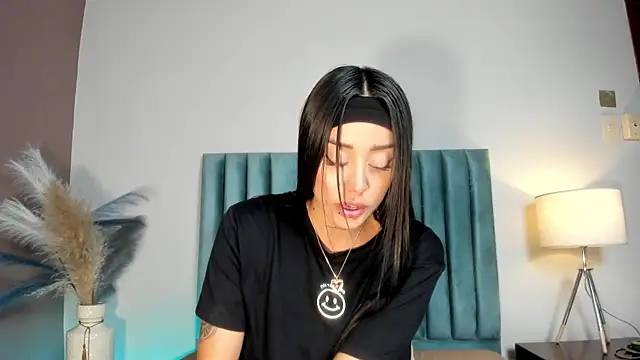 NoraDasilva online show from February 23, 2026, 11:24 pm