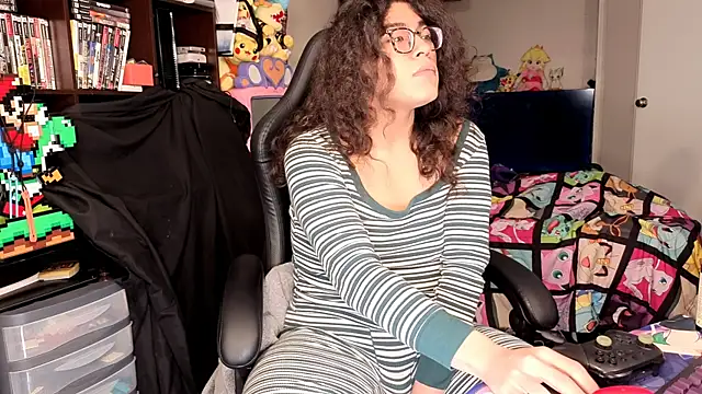 Snapshot of ShinyCherub chatting on March 1, 2026, 9:50 pm ShinyCherub online show from March 1, 2026, 9:50 pm