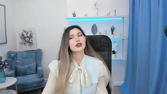 Snapshot of AnneTLi chatting on September 23, 2025, 8:12 pm AnneTLi online show from September 23, 2025, 8:12 pm