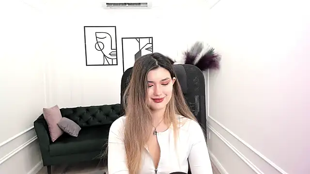 Snapshot of AnneTLi chatting on September 29, 2025, 3:33 am AnneTLi online show from September 29, 2025, 3:33 am