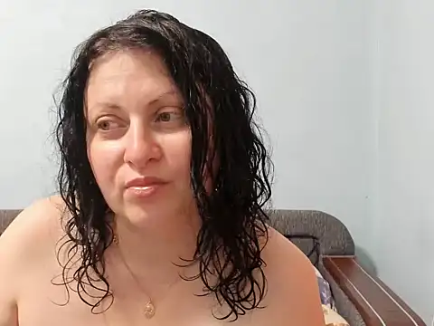 Snapshot of Lillian2 chatting on December 27, 2024, 1:43 am Lillian2 online show from December 27, 2024, 1:43 am