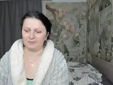 Lillian2 online show from February 26, 2026, 6:07 pm