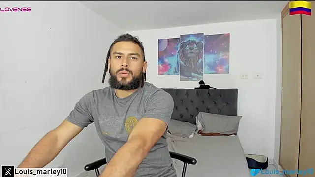 Snapshot of Louis_marley__ chatting on January 21, 2025, 11:13 pm Louis marley   online show from January 21, 2025, 11:13 pm