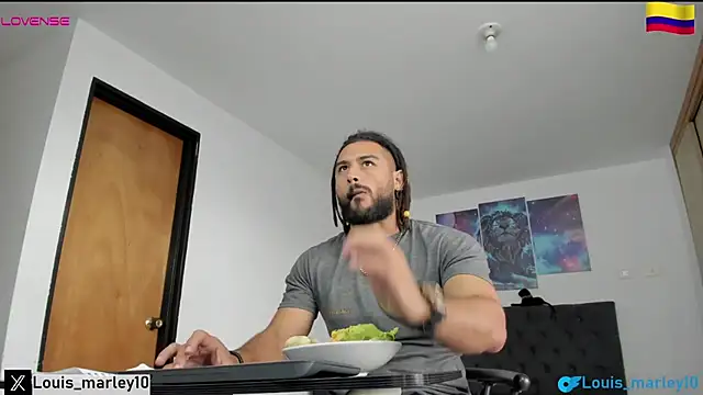 Snapshot of Louis_marley__ chatting on February 26, 2025, 10:09 pm Louis marley   online show from February 26, 2025, 10:09 pm
