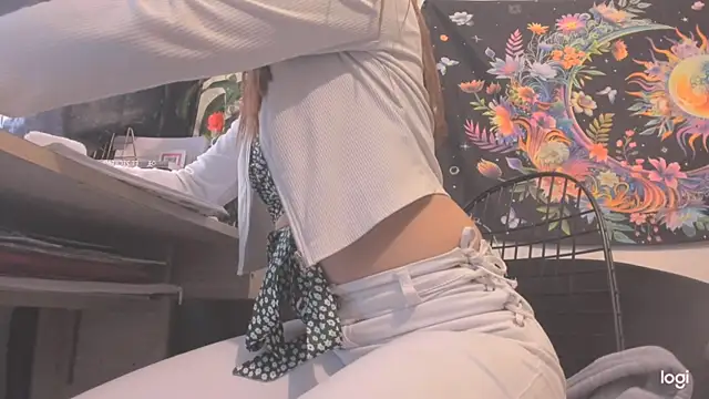 MYFAVOURITESTRAGER online show from March 14, 2025, 4:51 pm