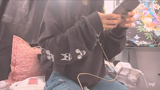 Snapshot of MYFAVOURITESTRAGER chatting on February 26, 2026, 4:17 pm MYFAVOURITESTRAGER online show from February 26, 2026, 4:17 pm