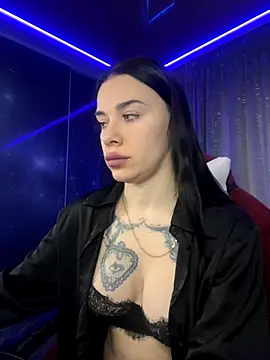 Queen of pain online show from December 4, 2025, 6:01 am