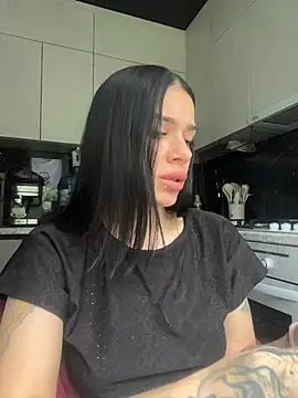 Queen of pain online show from July 10, 2026, 7:01 am