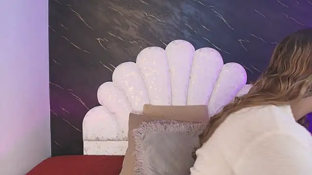  MiaBrown  online show from March 21, 2026, 12:10 pm