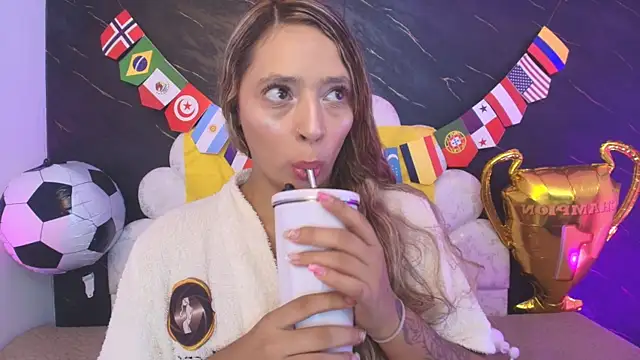  MiaBrown  online show from July 8, 2026, 12:09 pm
