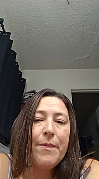 Snapshot of angelbaby1998 chatting on December 16, 2024, 4:34 am angelbaby1998 online show from December 16, 2024, 4:34 am