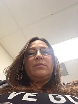 Snapshot of angelbaby1998 chatting on January 18, 2025, 8:51 pm angelbaby1998 online show from January 18, 2025, 8:51 pm