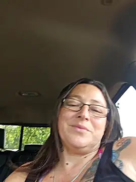 angelbaby1998 online show from April 22, 2026, 10:55 pm