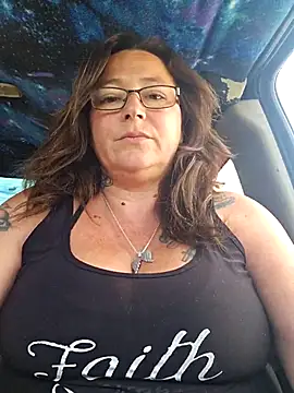 angelbaby1998 online show from May 22, 2026, 7:41 pm