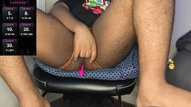 Snapshot of teaser4_ chatting on December 10, 2024, 9:00 pm teaser4 online show from December 10, 2024, 9:00 pm