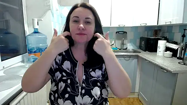 DonnaMagdalena online show from December 20, 2024, 6:08 am