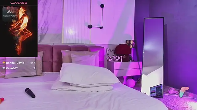 EllaViceX online show from February 4, 2025, 11:05 am