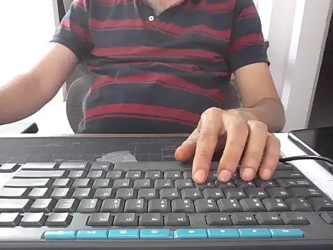 Snapshot of mrose8080 chatting on February 6, 2026, 6:55 pm mrose8080 online show from February 6, 2026, 6:55 pm