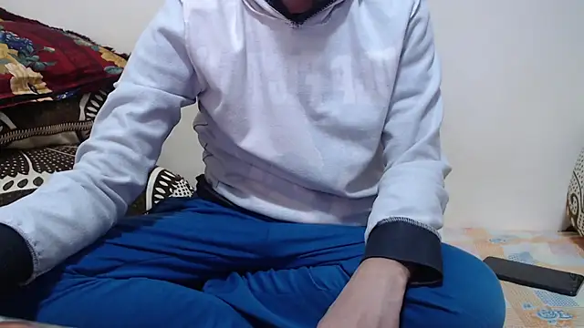 Alexdelarge323 online show from February 16, 2026, 12:23 pm