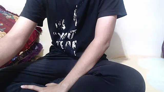 Alexdelarge323 online show from July 16, 2026, 2:45 pm