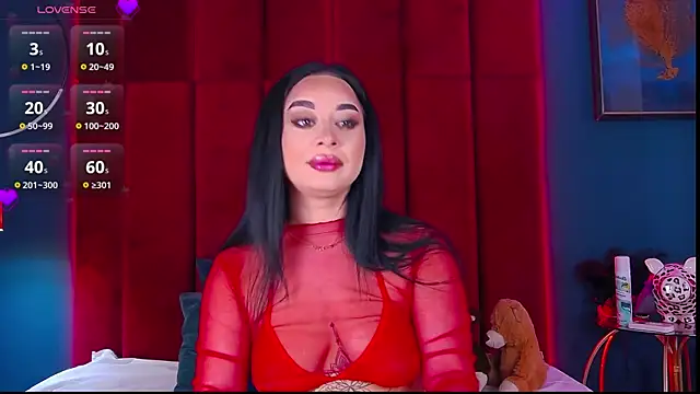 Snapshot of MadyLuxxx chatting on October 18, 2025, 7:03 pm MadyLuxxx online show from October 18, 2025, 7:03 pm