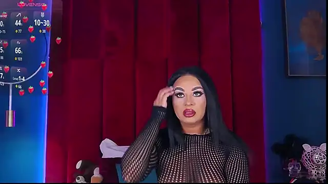 Snapshot of MadyLuxxx chatting on February 12, 2026, 7:42 pm MadyLuxxx online show from February 12, 2026, 7:42 pm