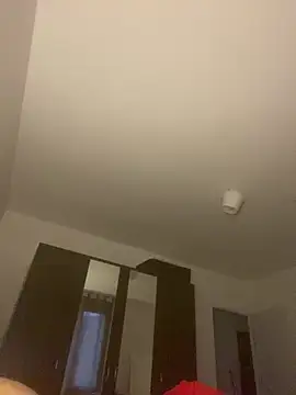 Snapshot of Tomhot3869 chatting on March 14, 2025, 5:13 pm Tomhot3869 online show from March 14, 2025, 5:13 pm