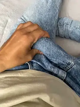 Luismimor93 online show from December 26, 2024, 8:42 pm