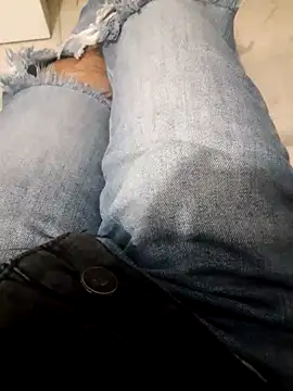 Luismimor93 online show from February 1, 2025, 4:03 am